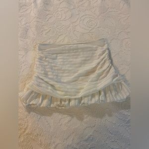 Size Medium white skirt with ruffles at bottom